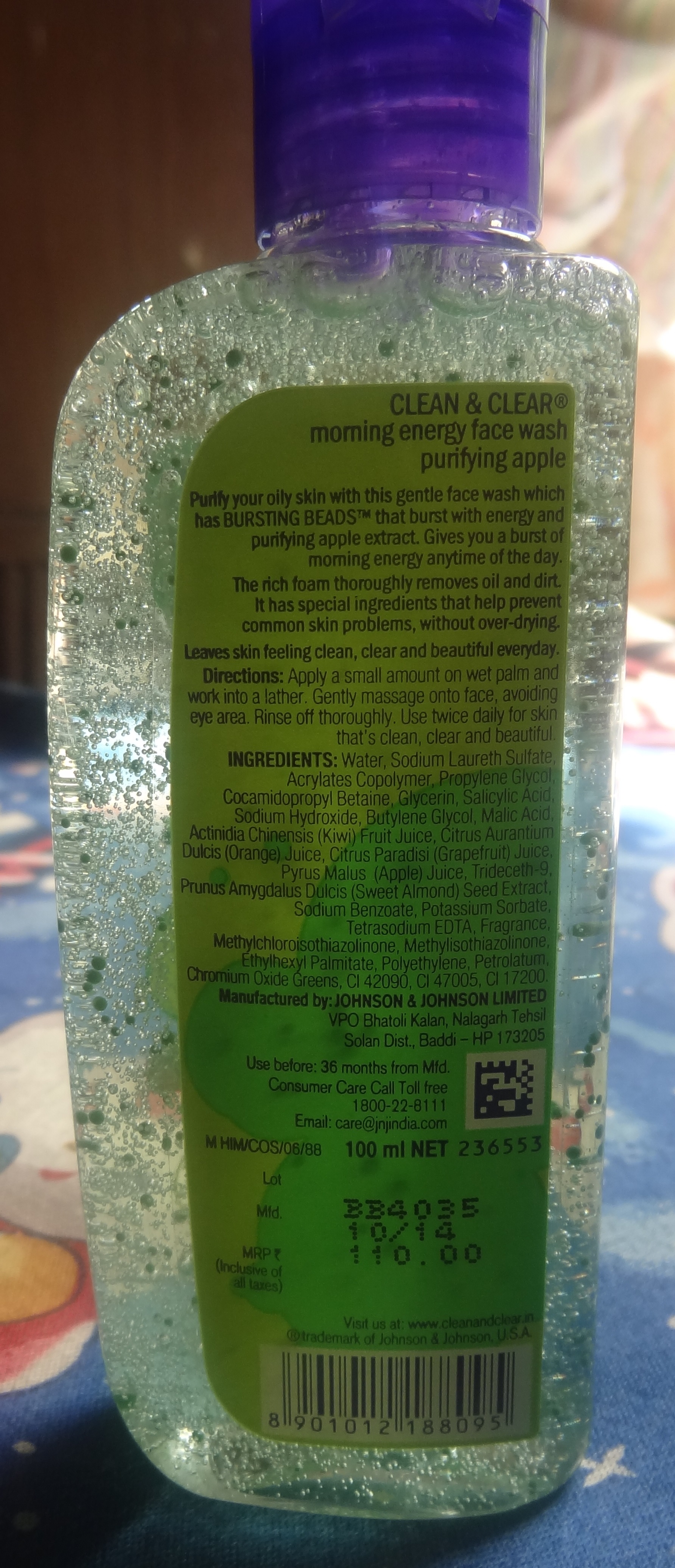 Clean & Clear Morning Energy Purifying Apple Face Wash (Review